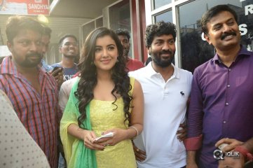 Nela ticket Team Sells Tickets at Sandhya Theatre